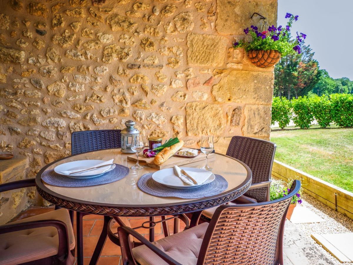 Villa Le Nid De Faucons Lalinde Exterior foto